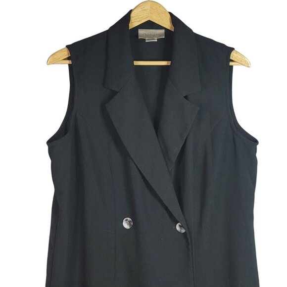 Chadwick's Two-Piece Set Black 16W Sleeveless Button Top Shorts Pull On Pleated - Picture 3 of 11